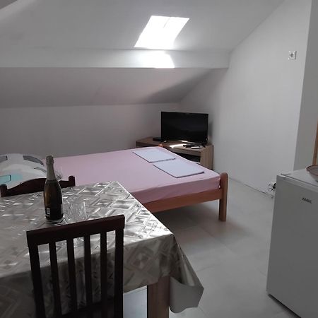 Apartments Maki ティヴァト エクステリア 写真