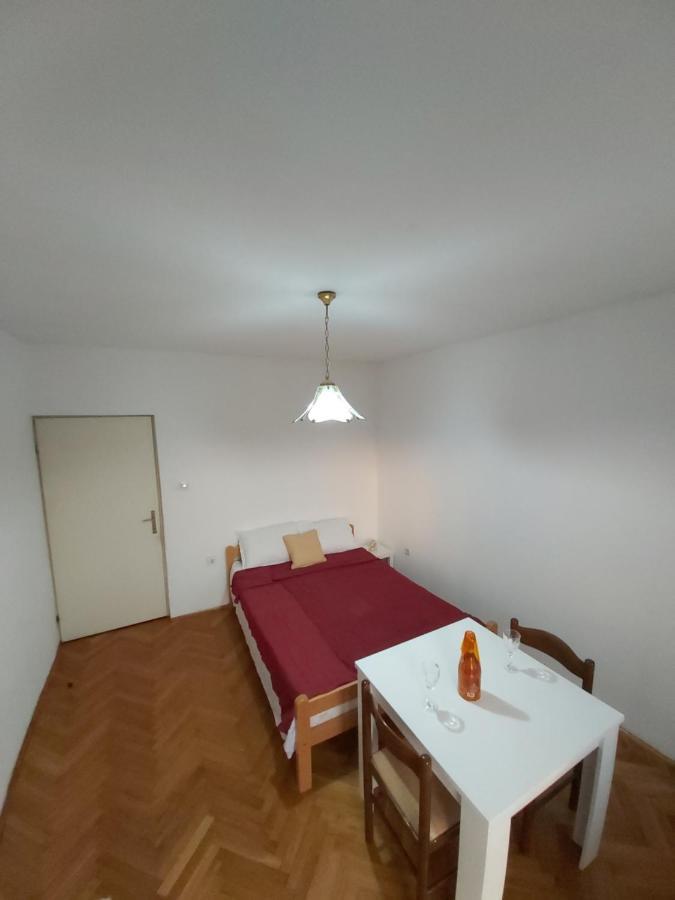 Apartments Maki ティヴァト エクステリア 写真
